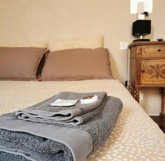 بنسيون Les Chambres Des Barques