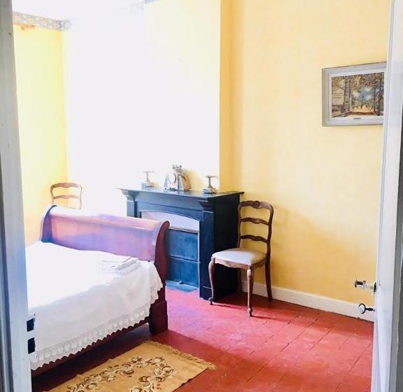 بنسيون Les Chambres Des Barques