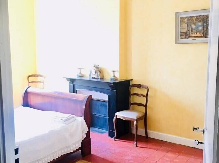 بنسيون Les Chambres Des Barques