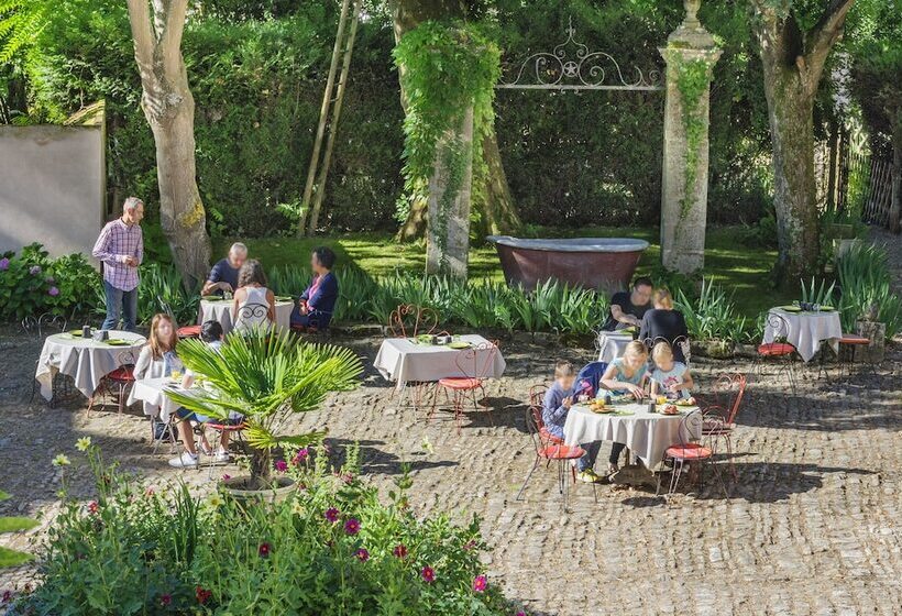 פנסיון Maison Le Village   Maison D’hôtes