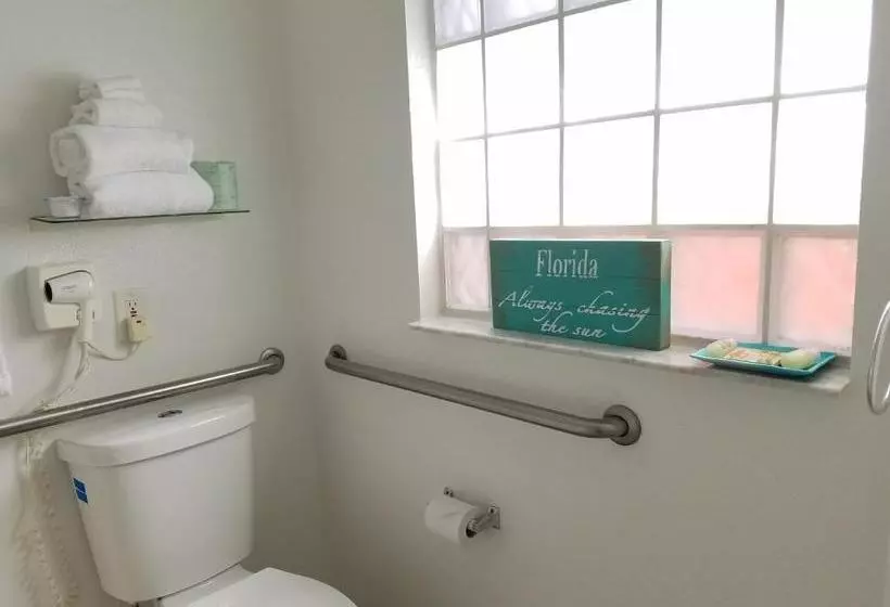 Sunny Palms Inn