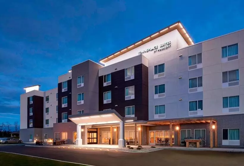Towneplace Suites By Marriott Grand Rapids Airport
