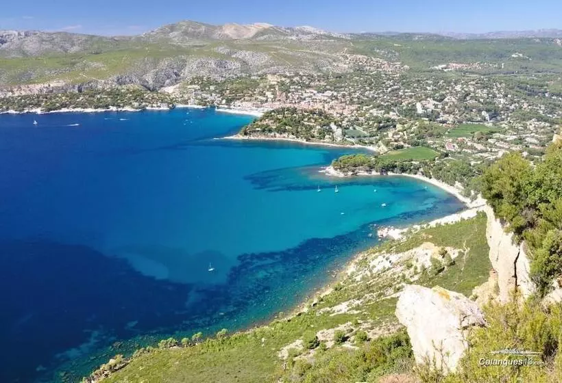 ベッドアンドブレックファースト Chez Vero   Chambre D Hôte Privée   Proche Cassis Ste Baume Marseille   Parking