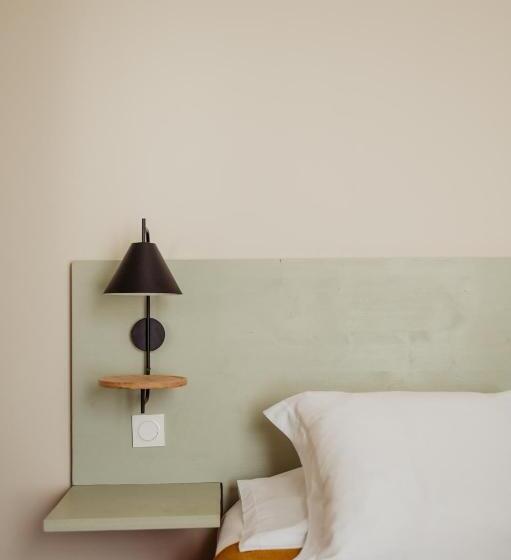 تختخواب و صبحانه La Maison De Gruissan