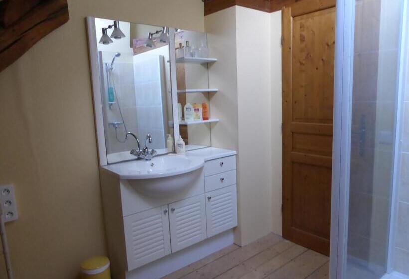 ベッドアンドブレックファースト Les Buissonnets