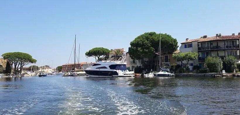 Aamiaismajoitus (B&B) Villa Des Delices