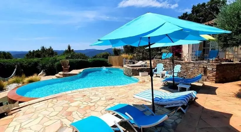 Aamiaismajoitus (B&B) Villa Des Delices