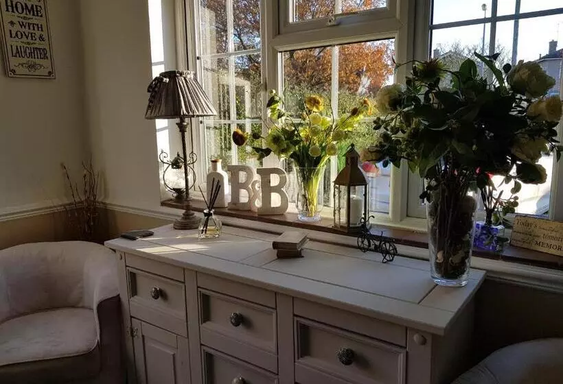 Aamiaismajoitus (B&B) Wisteria Haze