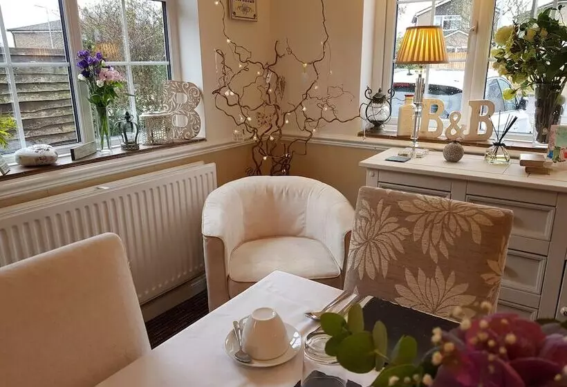 Aamiaismajoitus (B&B) Wisteria Haze