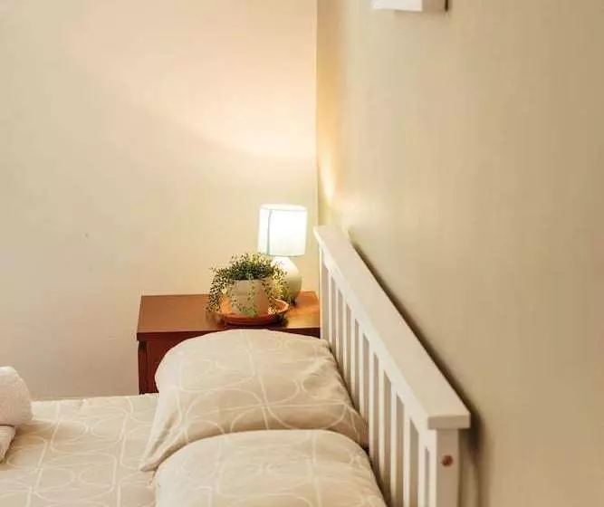 Brighton Youth Hostel