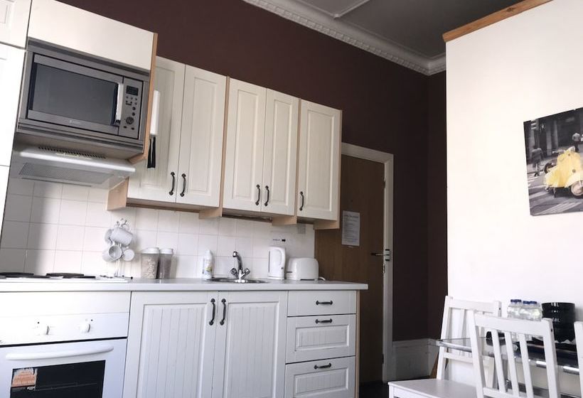 Brighton Youth Hostel