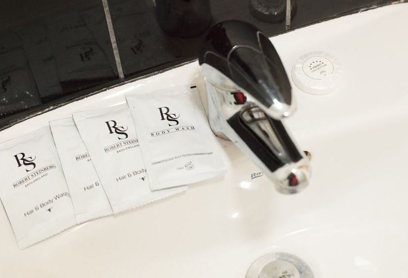 Brighton Youth Hostel