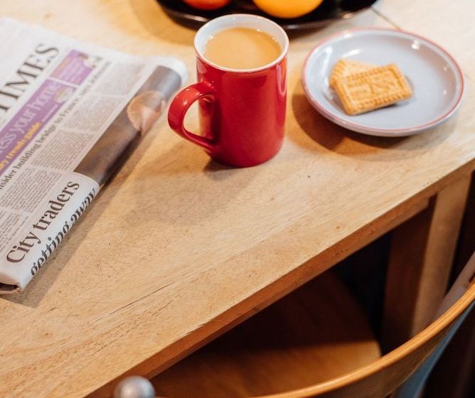 Brighton Youth Hostel