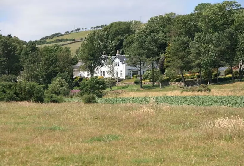 East Challoch Farm Bed And Breakfast