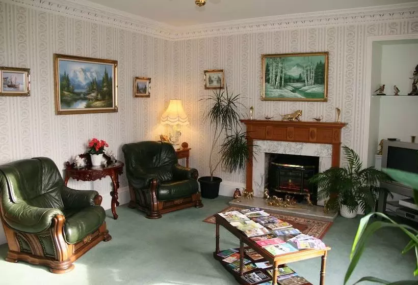 East Challoch Farm Bed And Breakfast