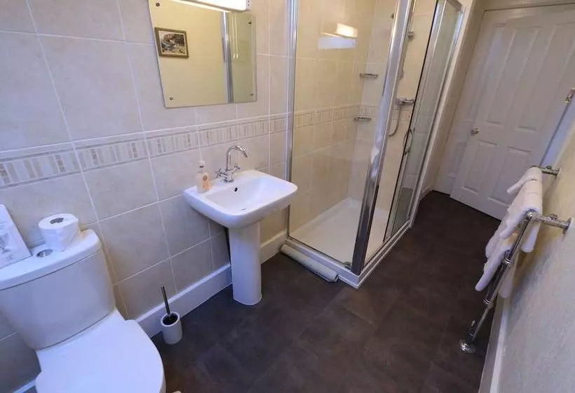 East Challoch Farm Bed And Breakfast