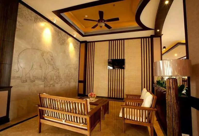 هتل J & Y Lodge