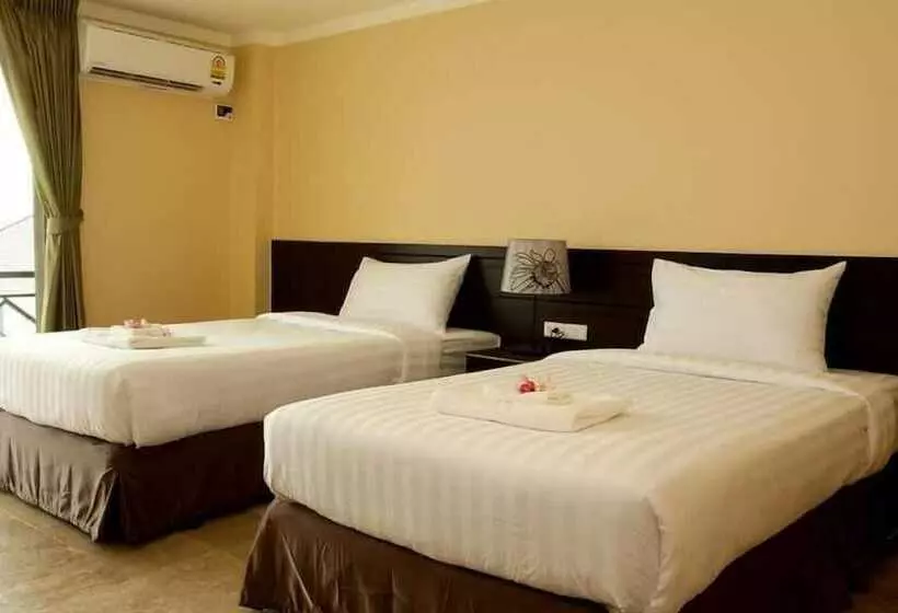هتل J & Y Lodge