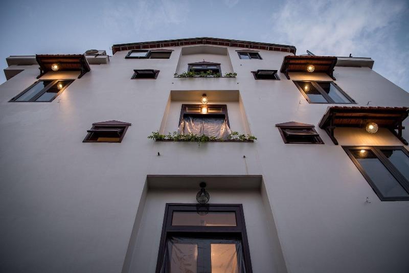 هتل Minh An Riverside Villa