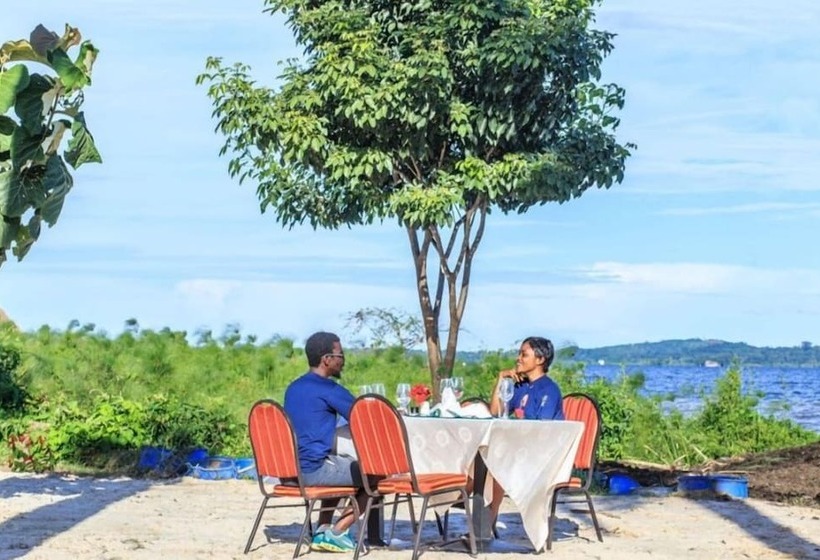 هتل Nature S Green Beach Resort