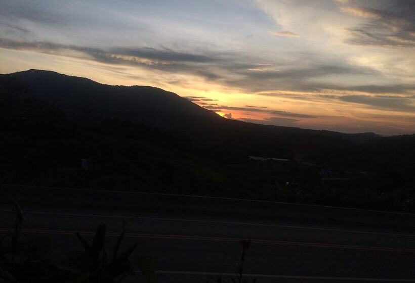 هتل Resort Sabaijai Khaokho