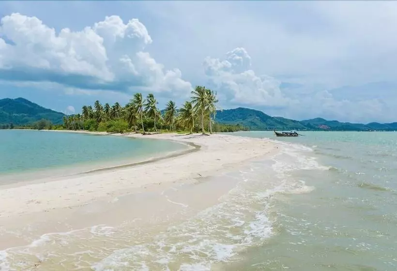 Hotelli Resting Place Koh Yao Yai