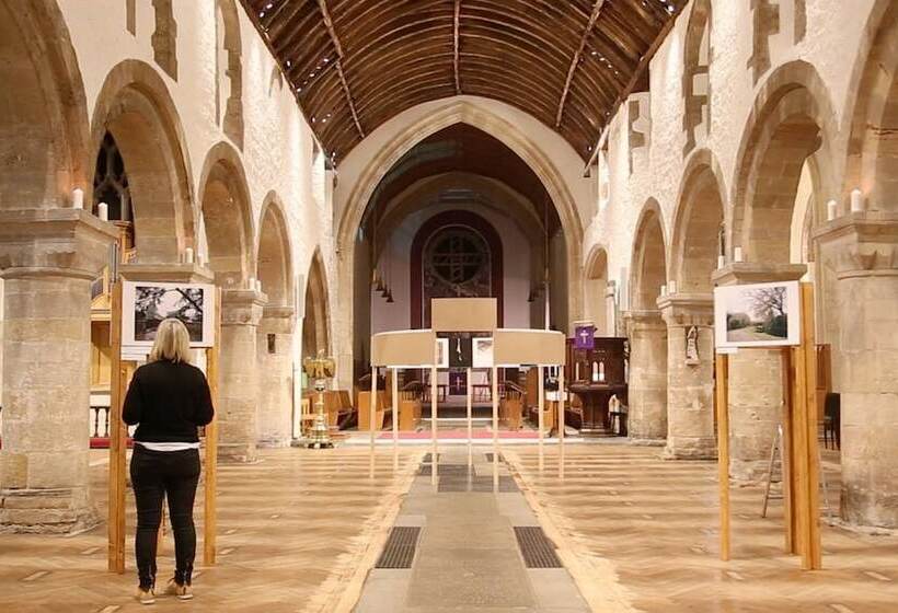 בית מלון כפרי The Isca Arms