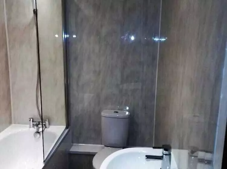 هتل The Isca Arms