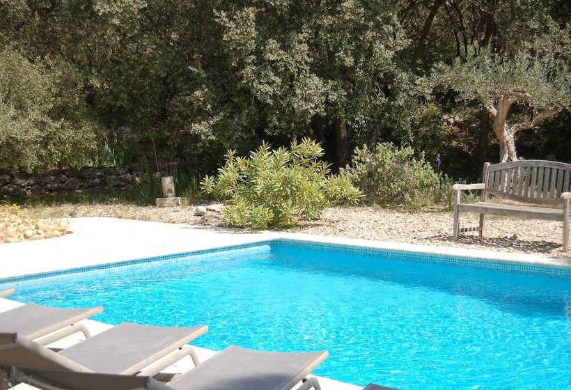 بنسيون Les Gites Du Rocher Du Pieï