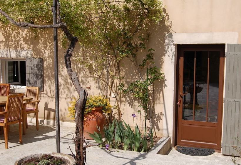 بنسيون Les Gites Du Rocher Du Pieï