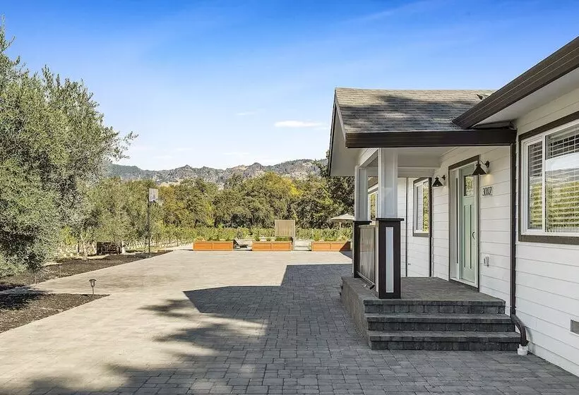 Vineyard Villa
