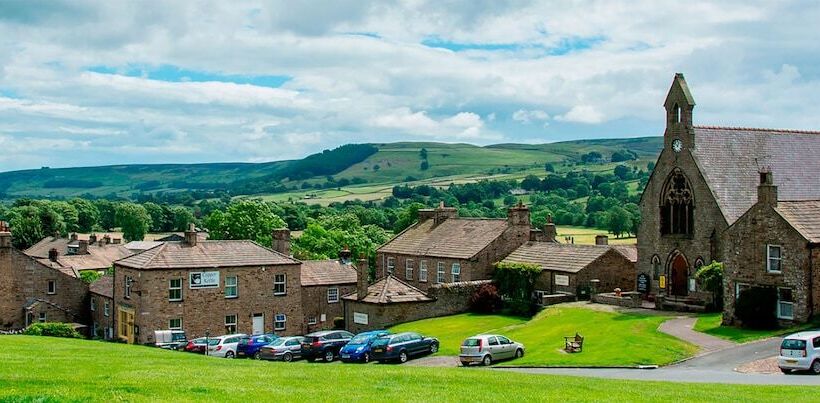 בית מלון כפרי Kings Arms