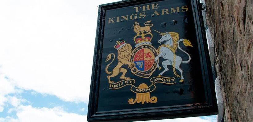 בית מלון כפרי Kings Arms