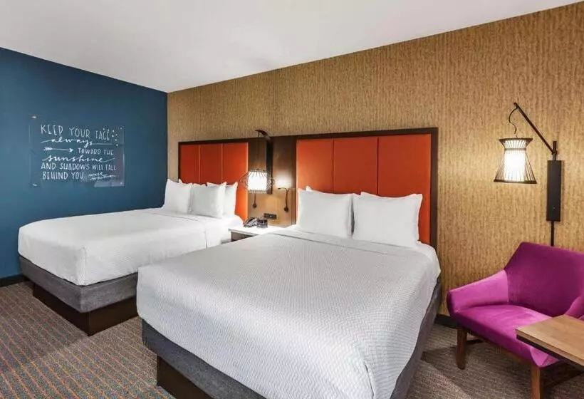 Hotelli La Quinta By Wyndham Houston East At Sheldon Rd