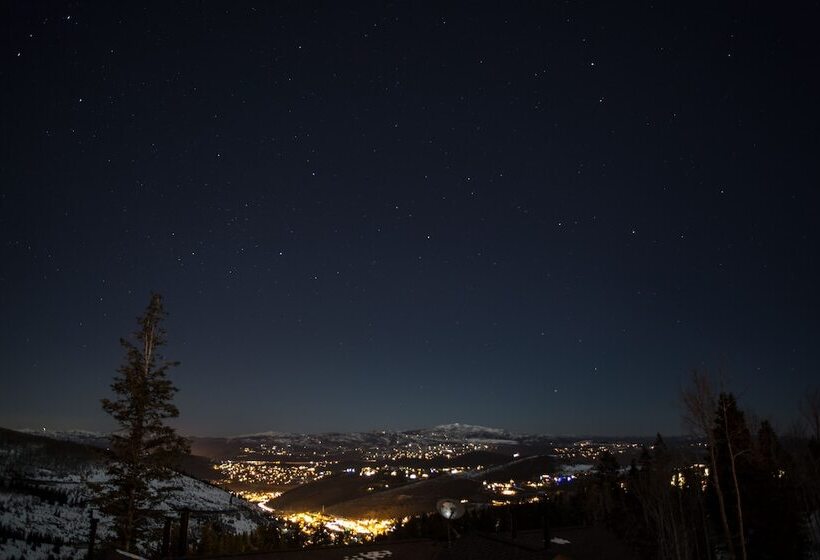 فندق Stein Eriksen Residences