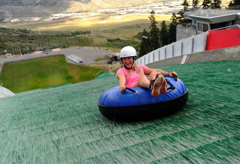 فندق Stein Eriksen Residences