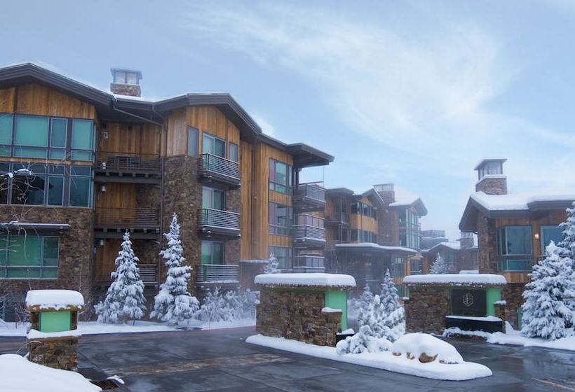 فندق Stein Eriksen Residences