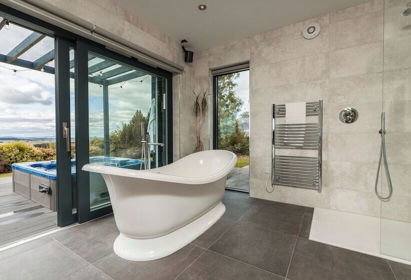 Hotelli The Hideaway Experience