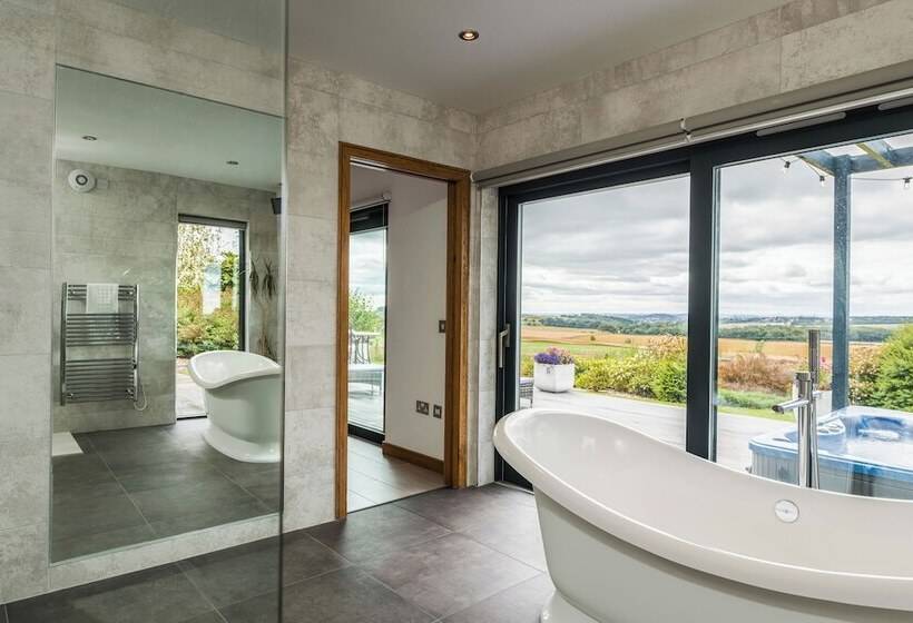 Hotelli The Hideaway Experience