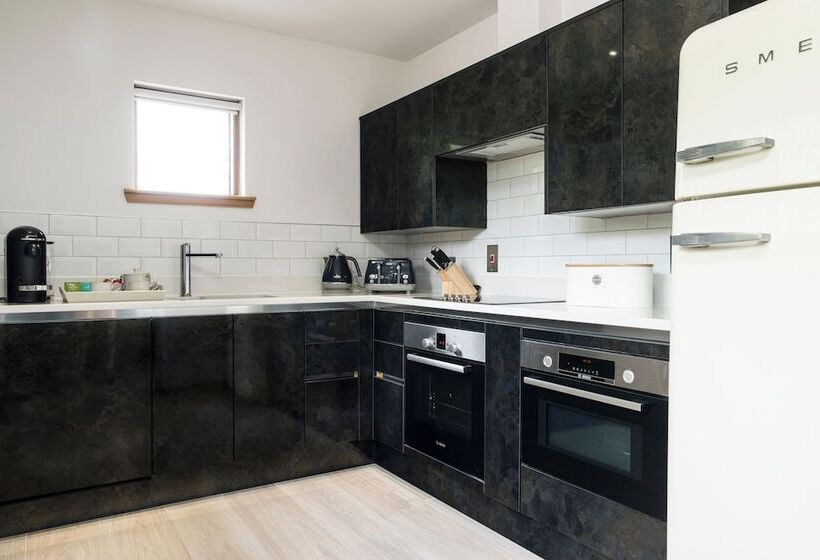 Hotelli The Hideaway Experience