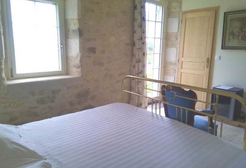 Relais De Montgeoffroy B&b