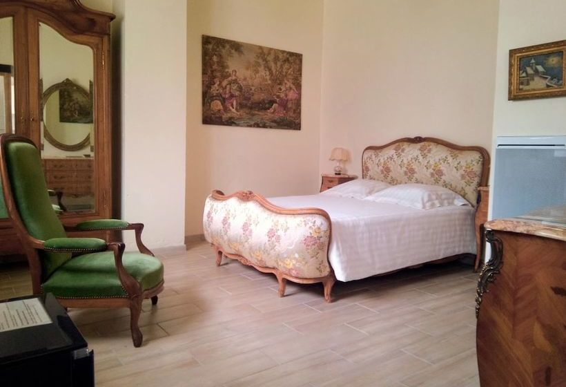 Relais De Montgeoffroy B&b