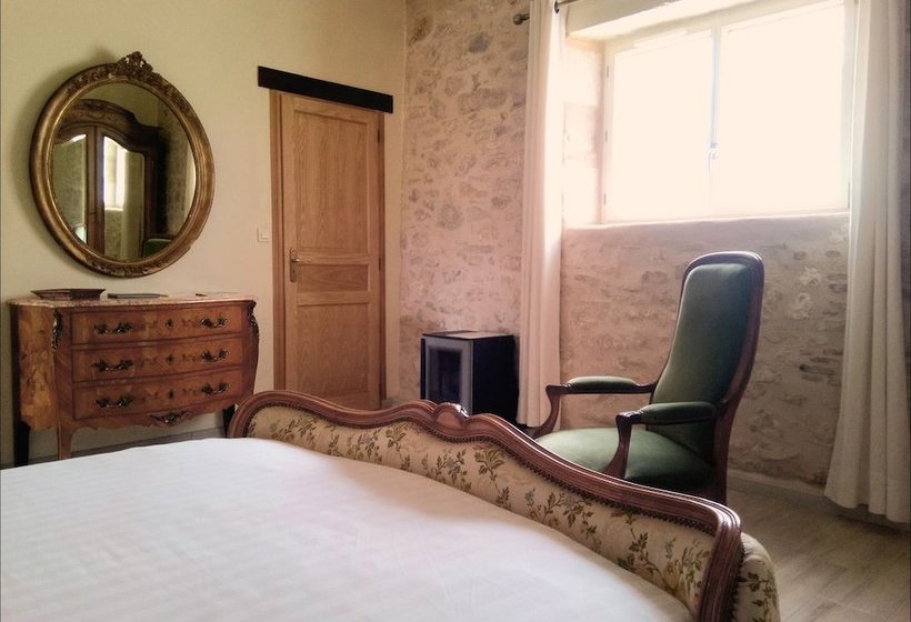 Relais De Montgeoffroy B&b