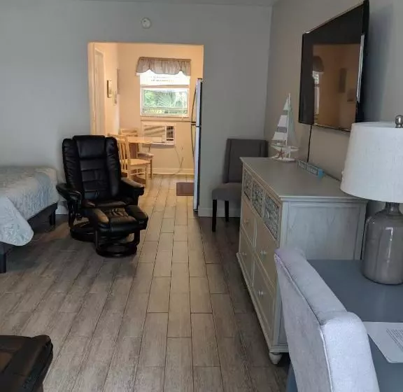 مُتل Ashley Brooke Beach Resort