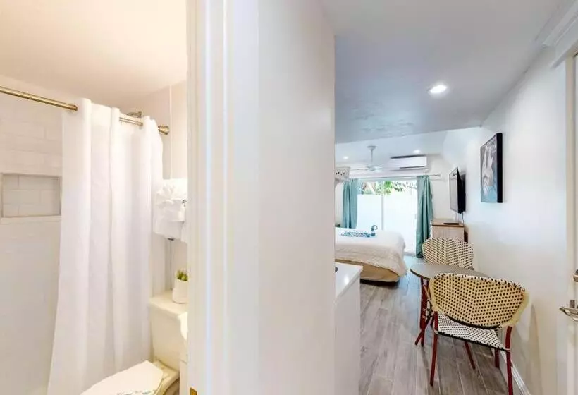 Seabreeze At Anna Maria Island Inn