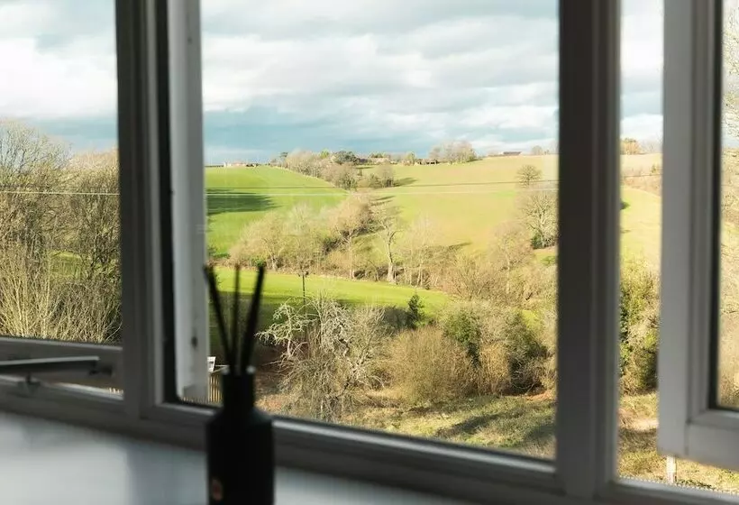 簡易ホテル The Manor At Abberley