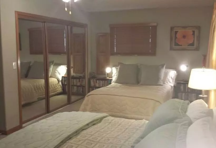 Yosemite Plaisance Bed & Breakfast