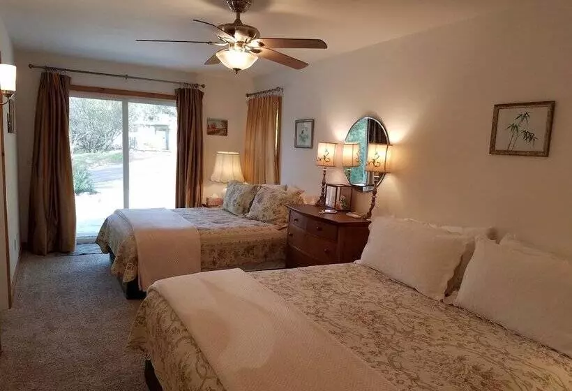 Yosemite Plaisance Bed & Breakfast