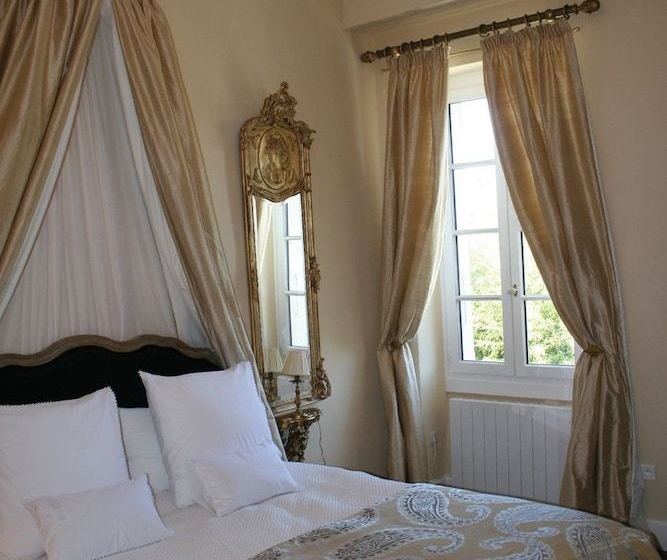 مبيت وإفطار Château De Thuriés