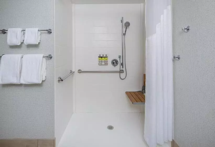 Hotelli Holiday Inn Express & Suites   Chico, An Ihg